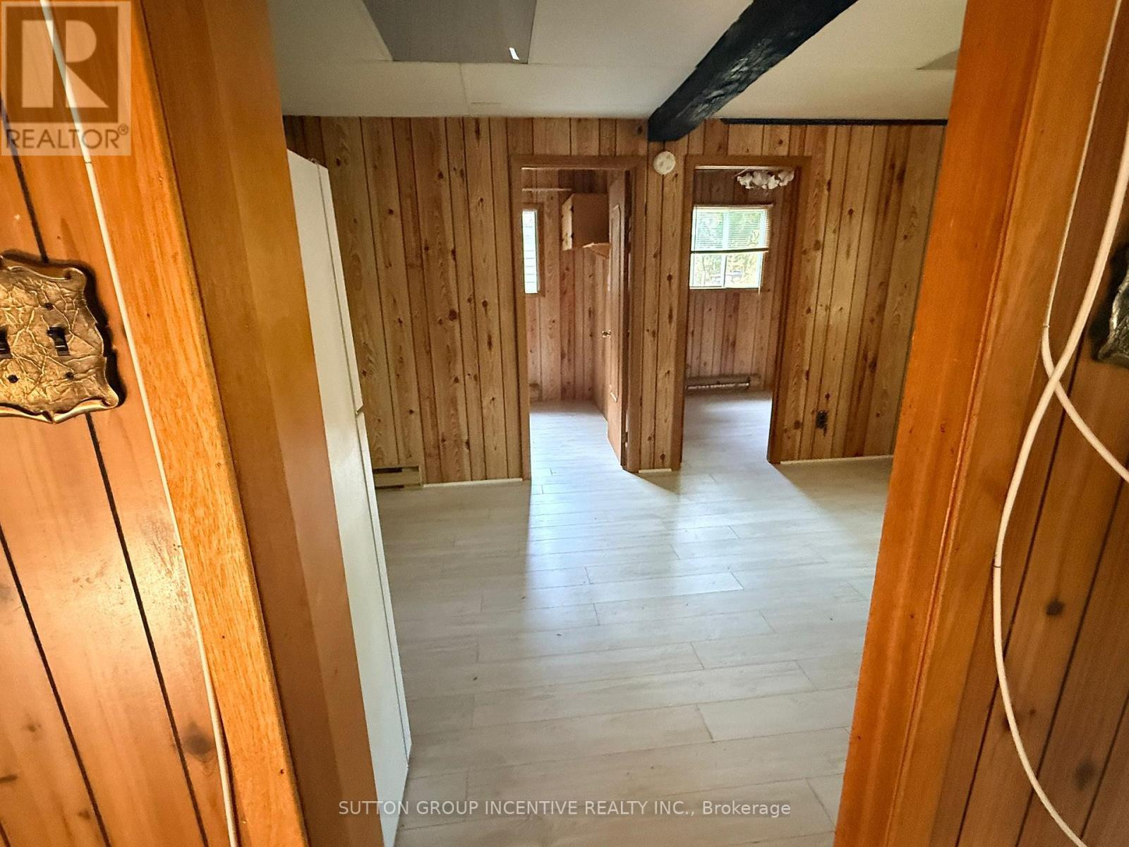 18 HARRAS AVENUE - Image 25