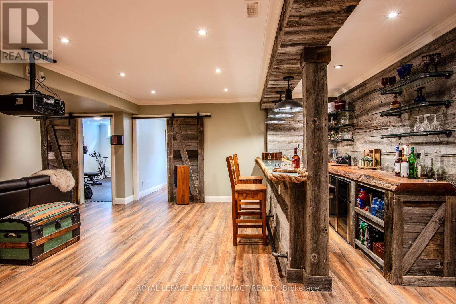 34 ALPINE WAY - 28
