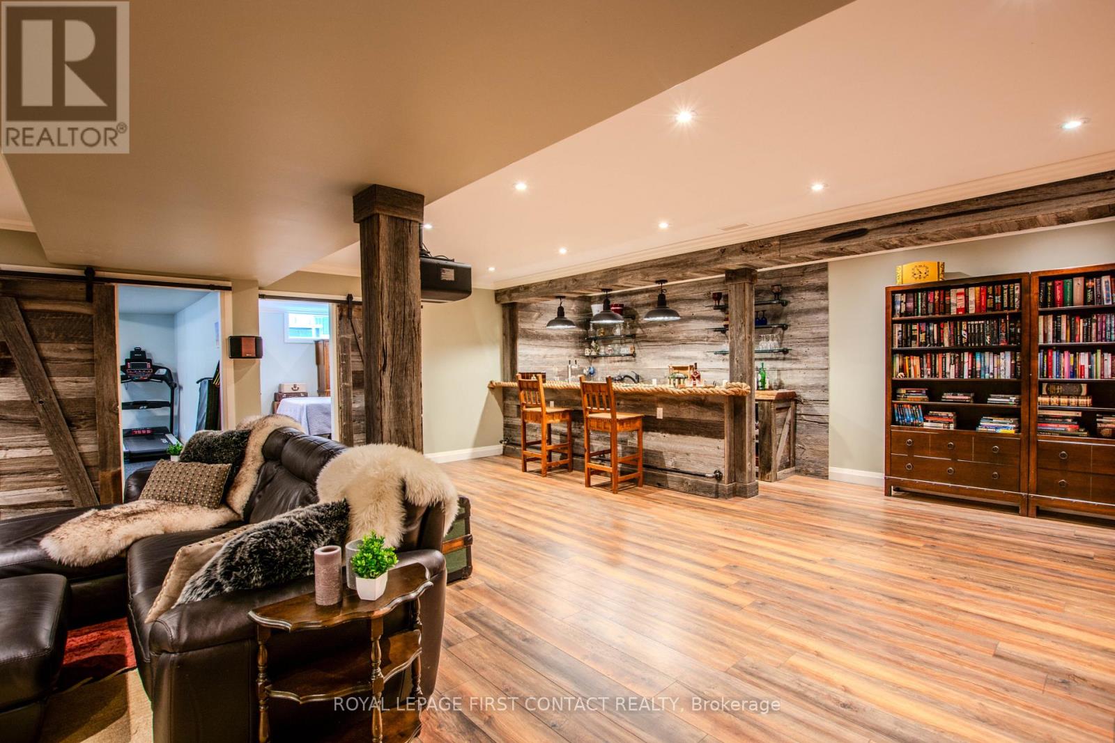 34 ALPINE WAY - 29