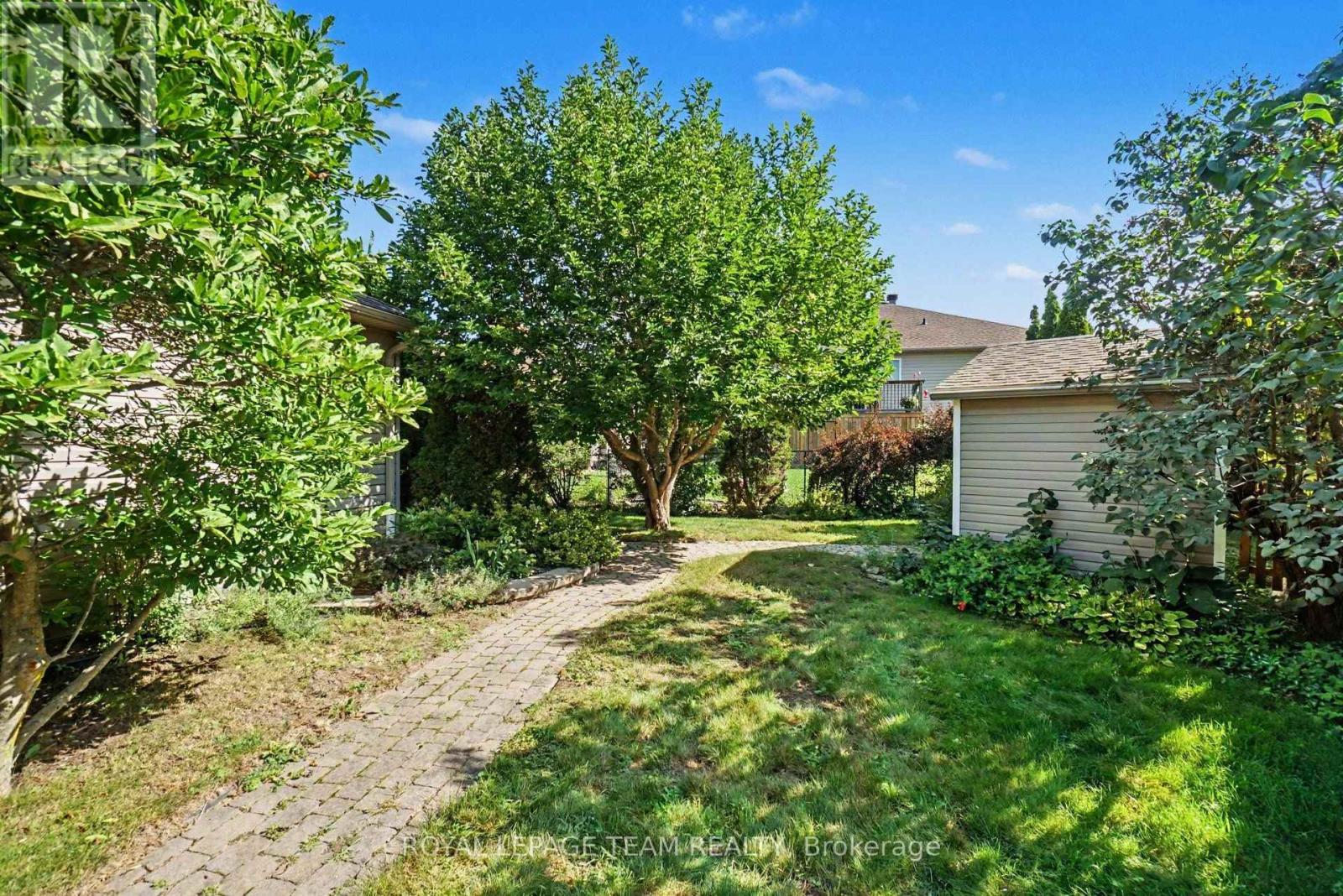 120 VAUGHAN STREET - Image 37