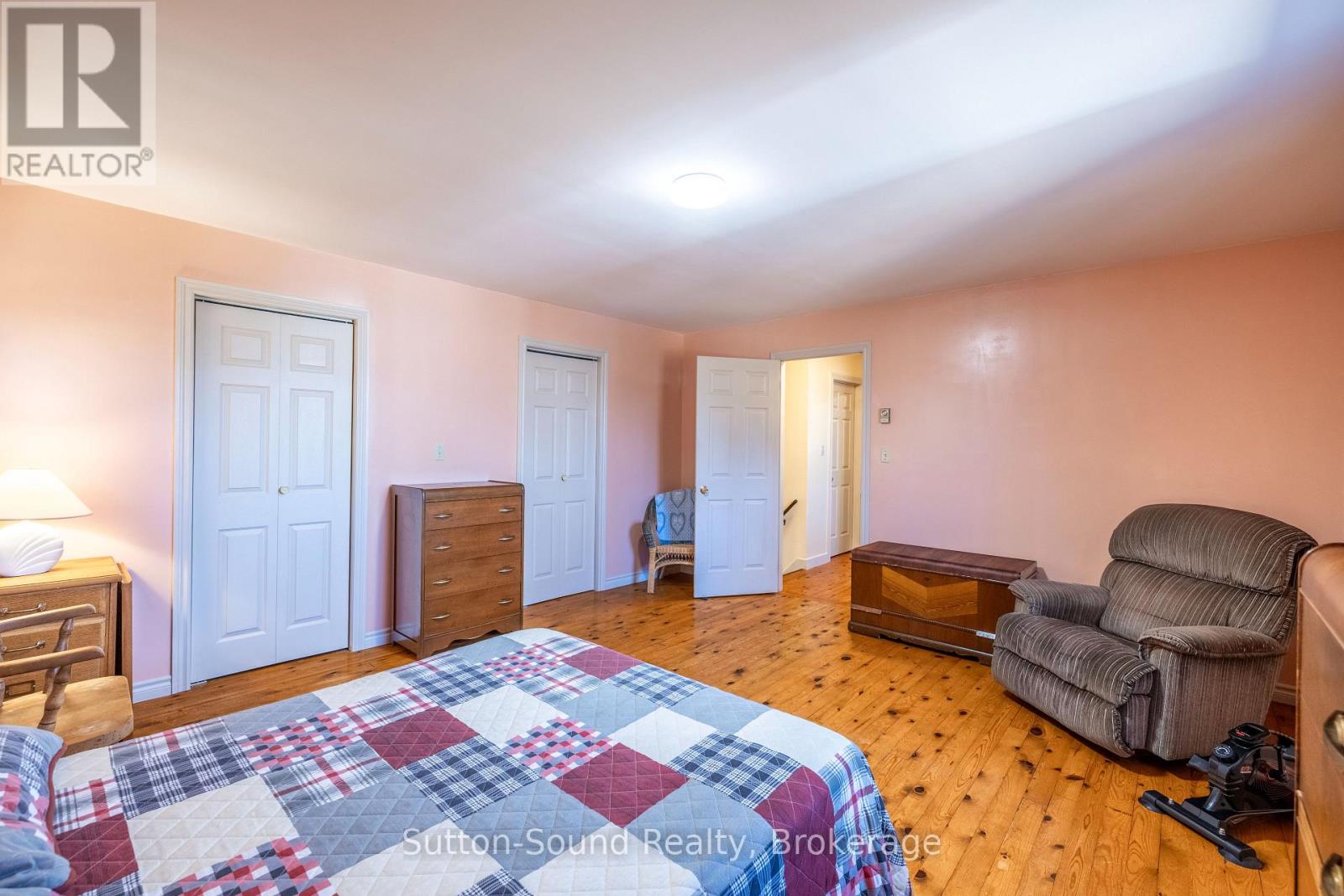 350222 BAYSHORE ROAD - 12