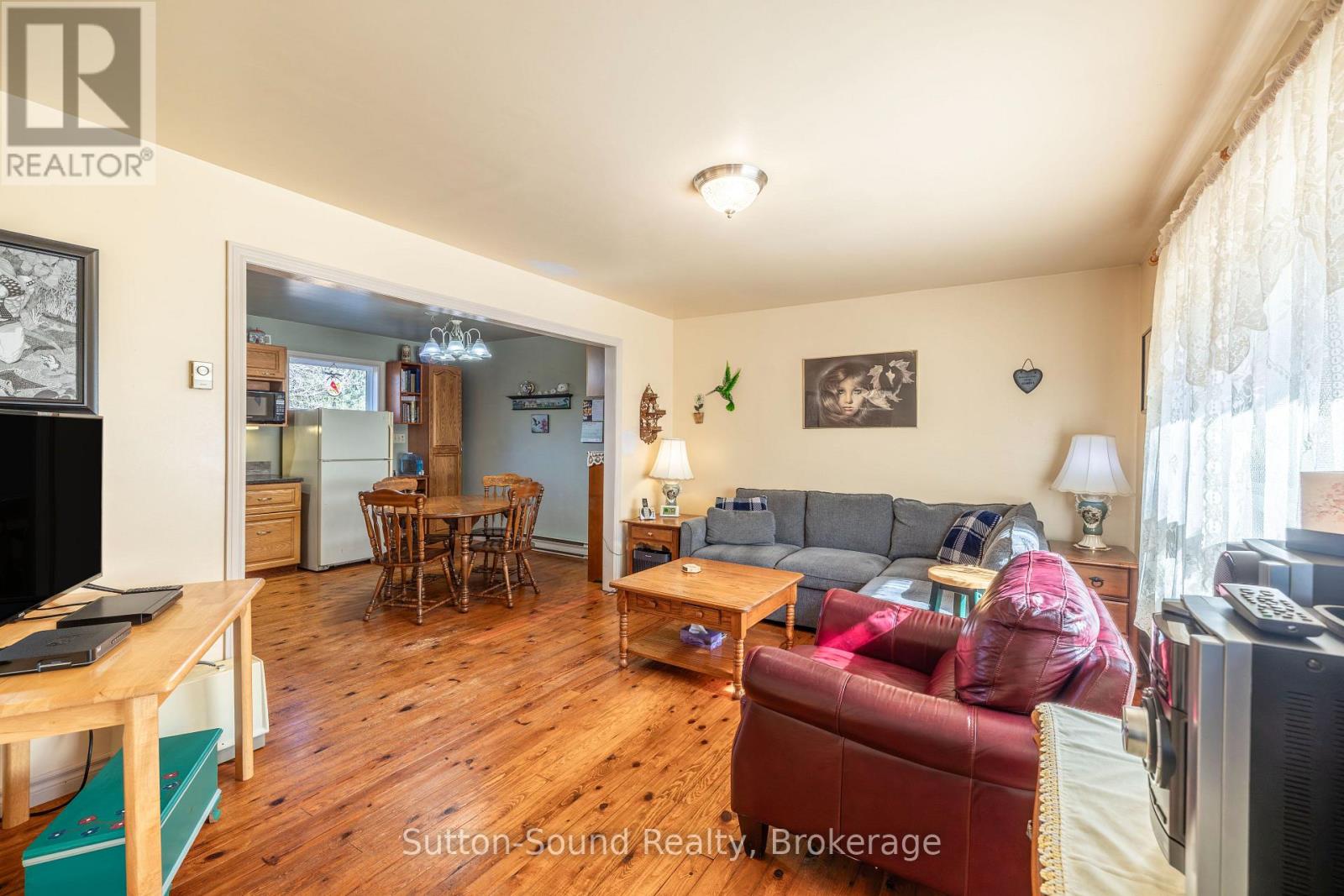 350222 BAYSHORE ROAD - Image 3