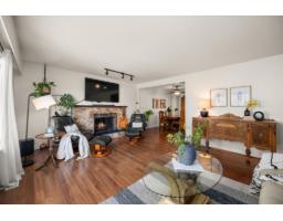 5866 179a Street, Surrey, BC V3S4K3 Photo 7