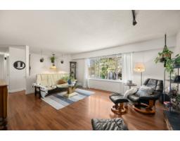 5866 179a Street, Surrey, BC V3S4K3 Photo 8