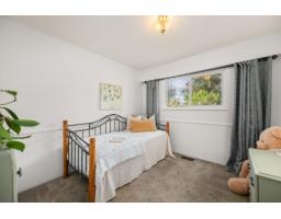 5866 179a Street, Surrey, BC V3S4K3 Photo 17