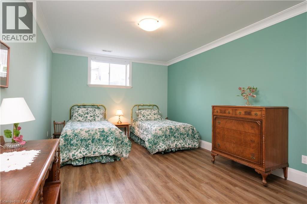 70 BROWN Street - Image 22