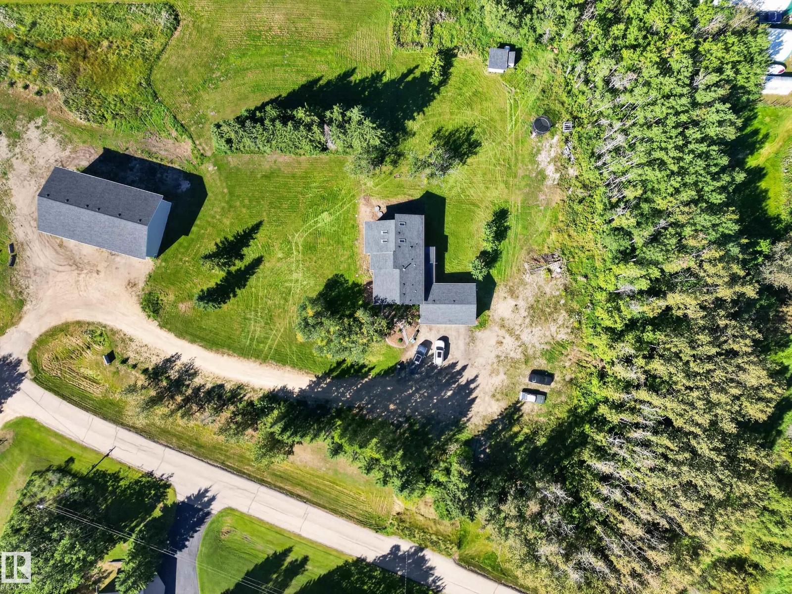 #170 52471 RGE ROAD 223 - 1