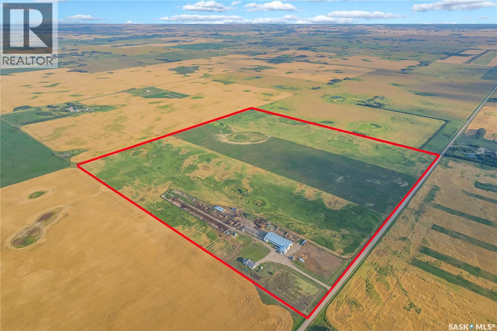 JP Livestock Farm 160 acres, Corman Park Rm No. 344, Saskatchewan, S0K2L0, Corman Park Rm No. 344, Saskatchewan — photo 1 of 5