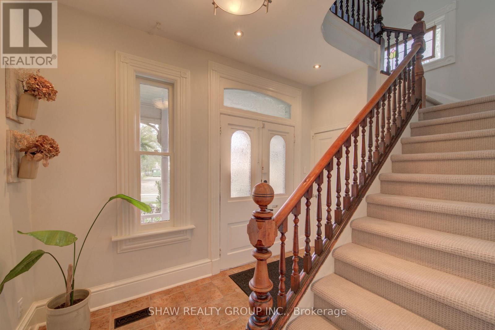 15 GILHOLM AVENUE - 11