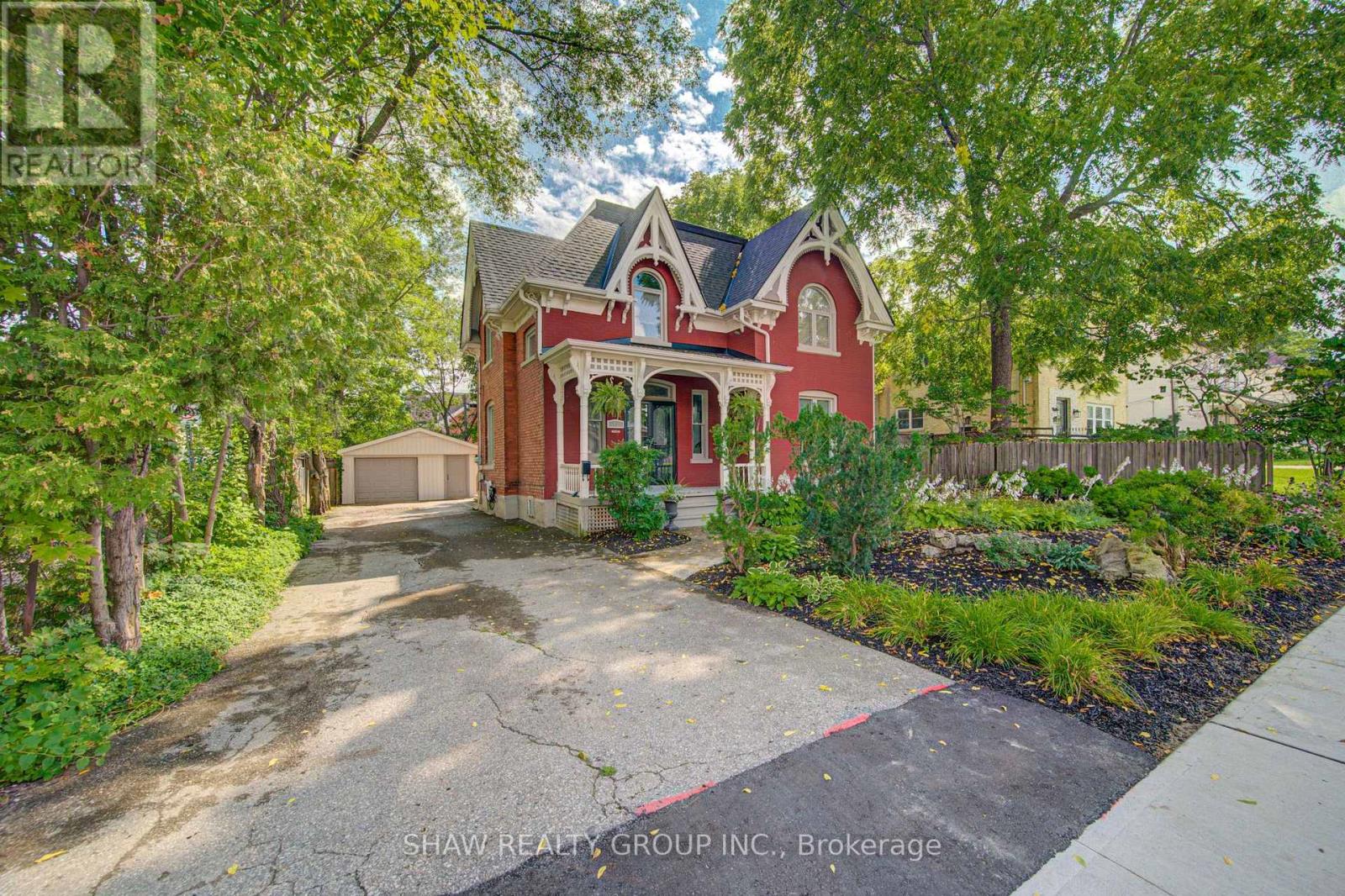 15 GILHOLM AVENUE - 4