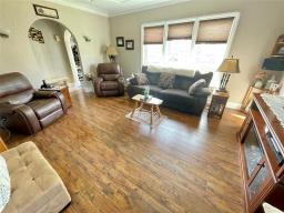 422 Third Avenue, Carberry, MB R0K0H0 Photo 15