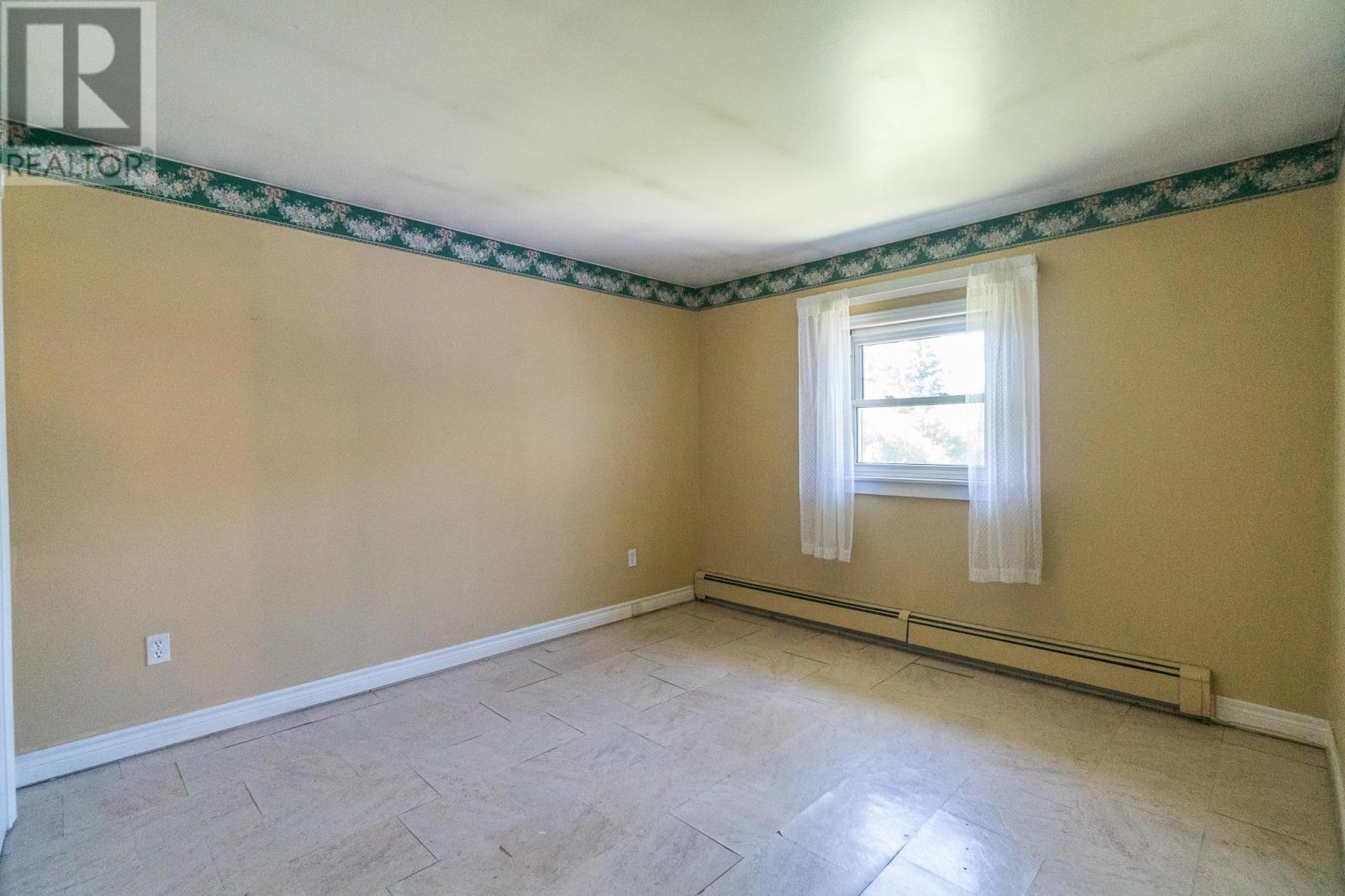 6036 Rte 20 - Image 17