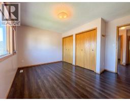 16 Wood Drive, Whitecourt, AB T7S1R1 Photo 10