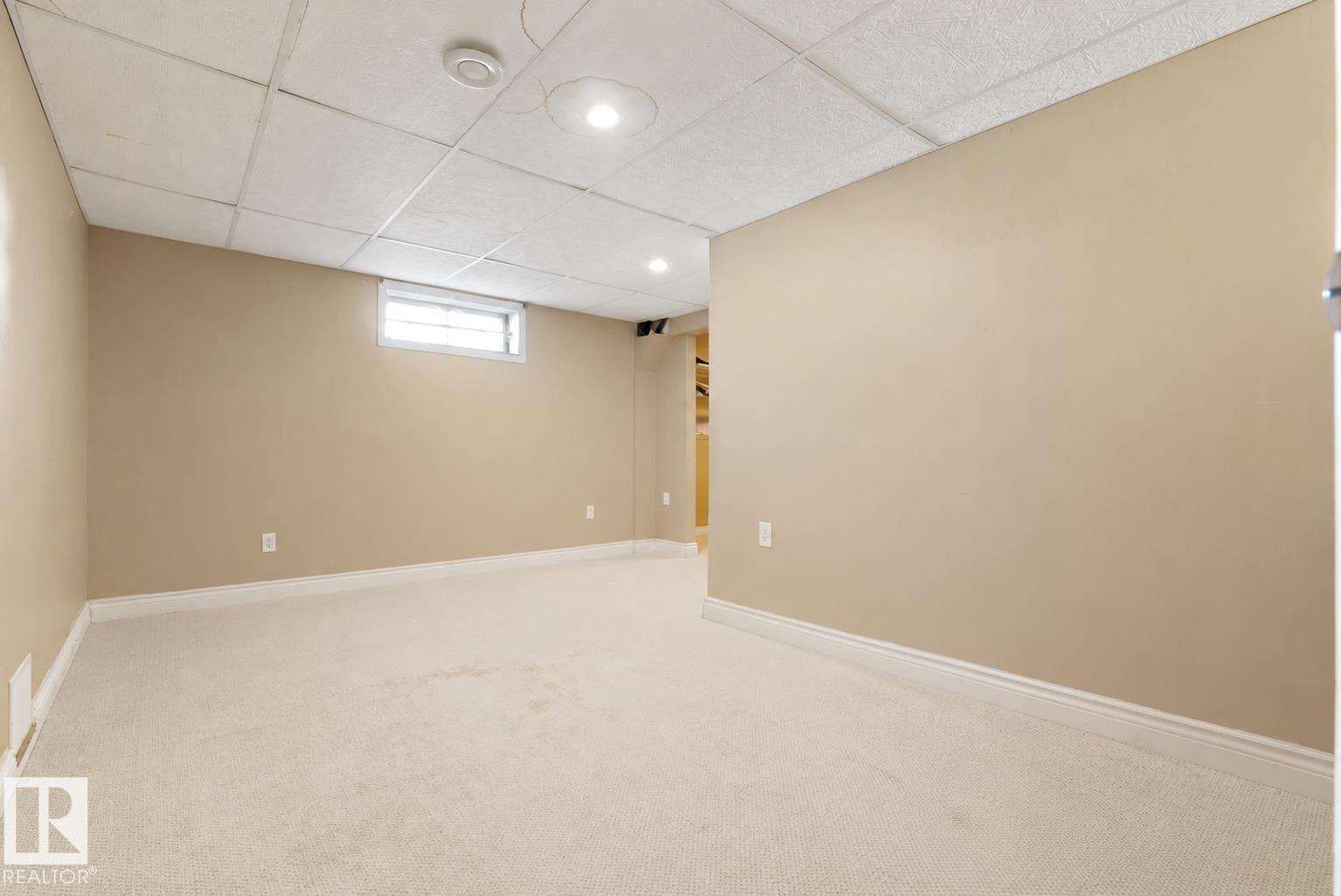 10119 174 AV NW - 56