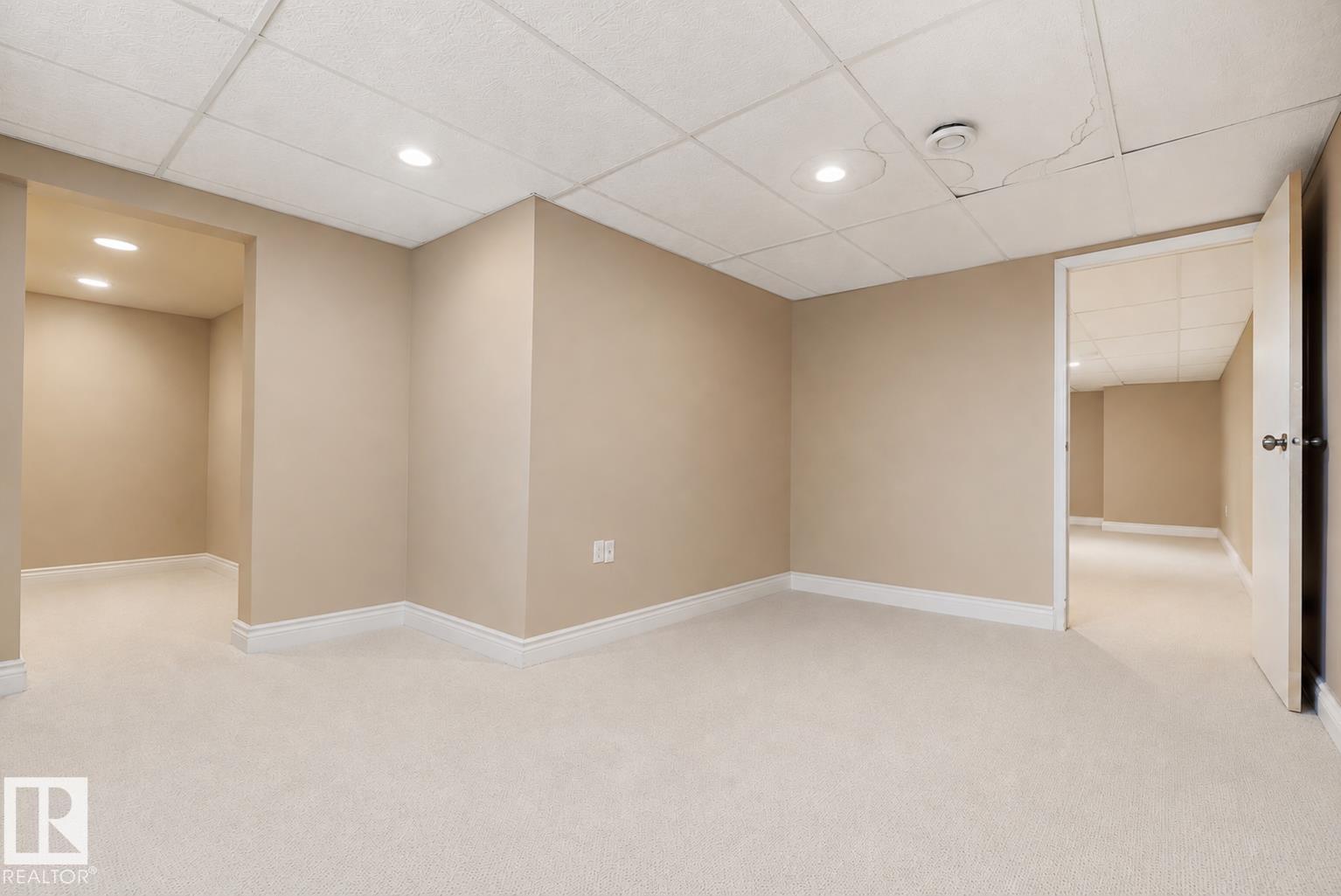 10119 174 AV NW - 54