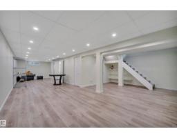 8615 66 Av Nw, Edmonton, AB T6E0L2 Photo 28