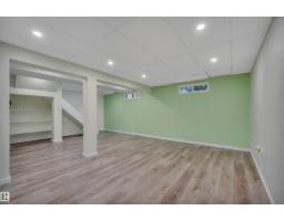 8615 66 Av Nw, Edmonton, AB T6E0L2 Photo 29