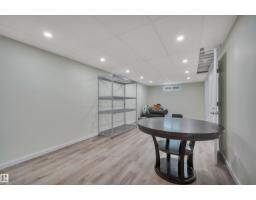 8615 66 Av Nw, Edmonton, AB T6E0L2 Photo 32