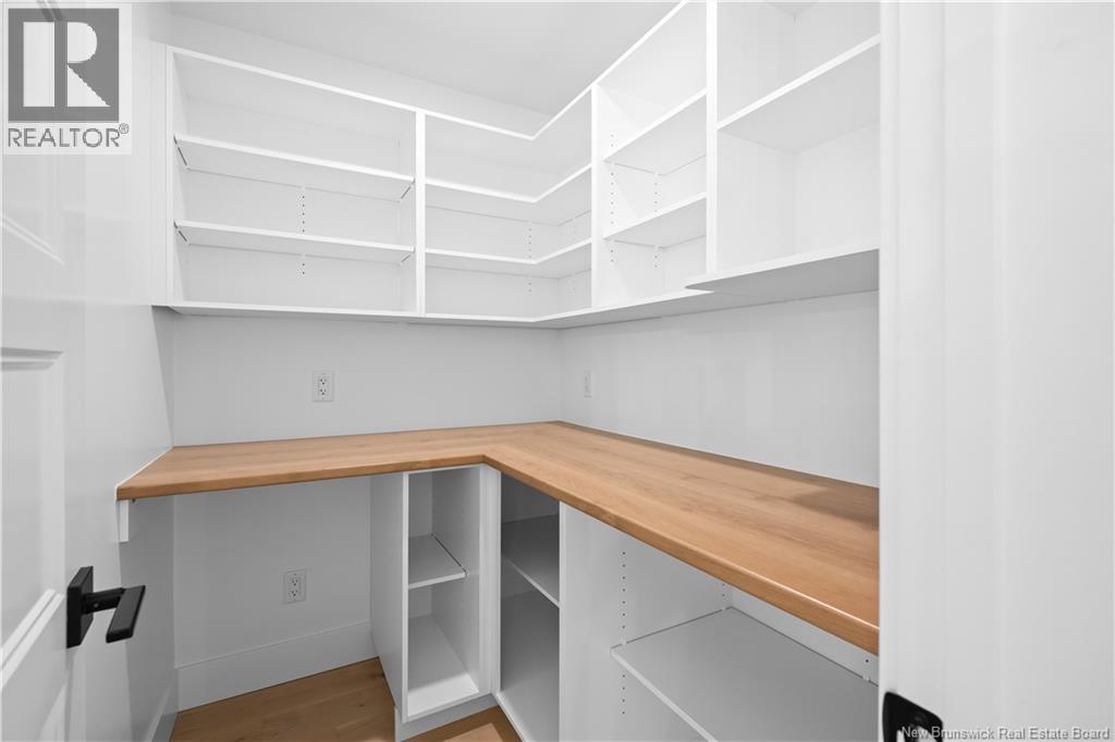 188 Carrington Drive - 34