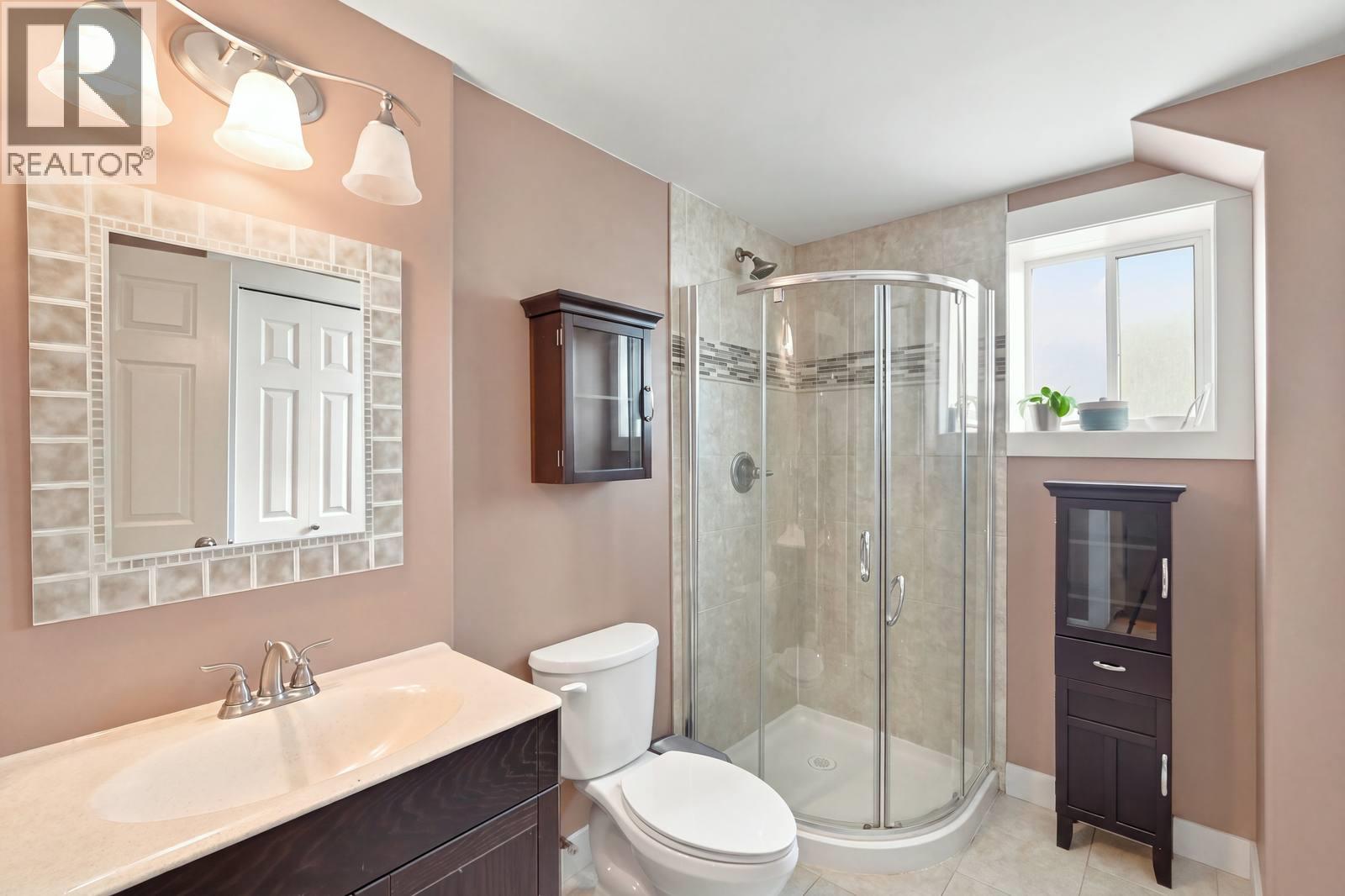 464 Glen Pine Court - 25