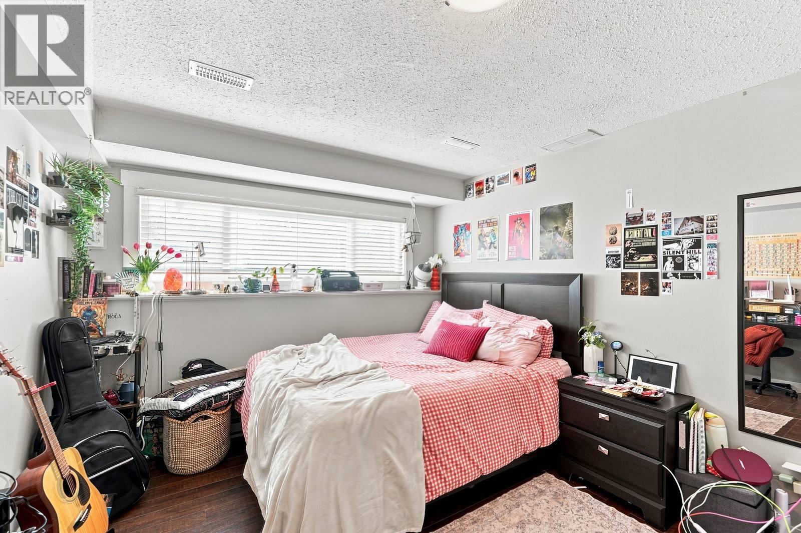 464 Glen Pine Court - 26