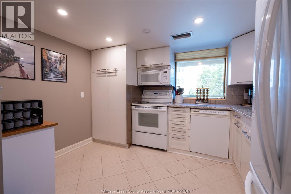#204 5125 Riverside DRIVE East - Image 12