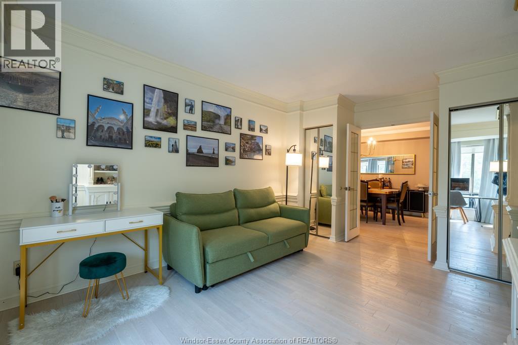 #204 5125 Riverside DRIVE East - 26