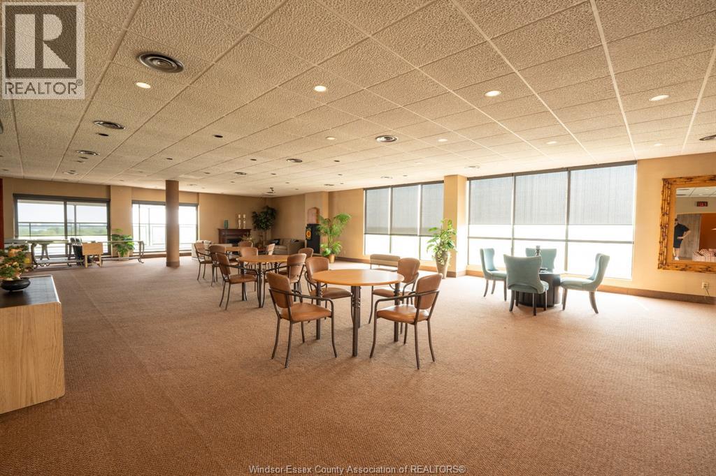 #204 5125 Riverside DRIVE East - 37