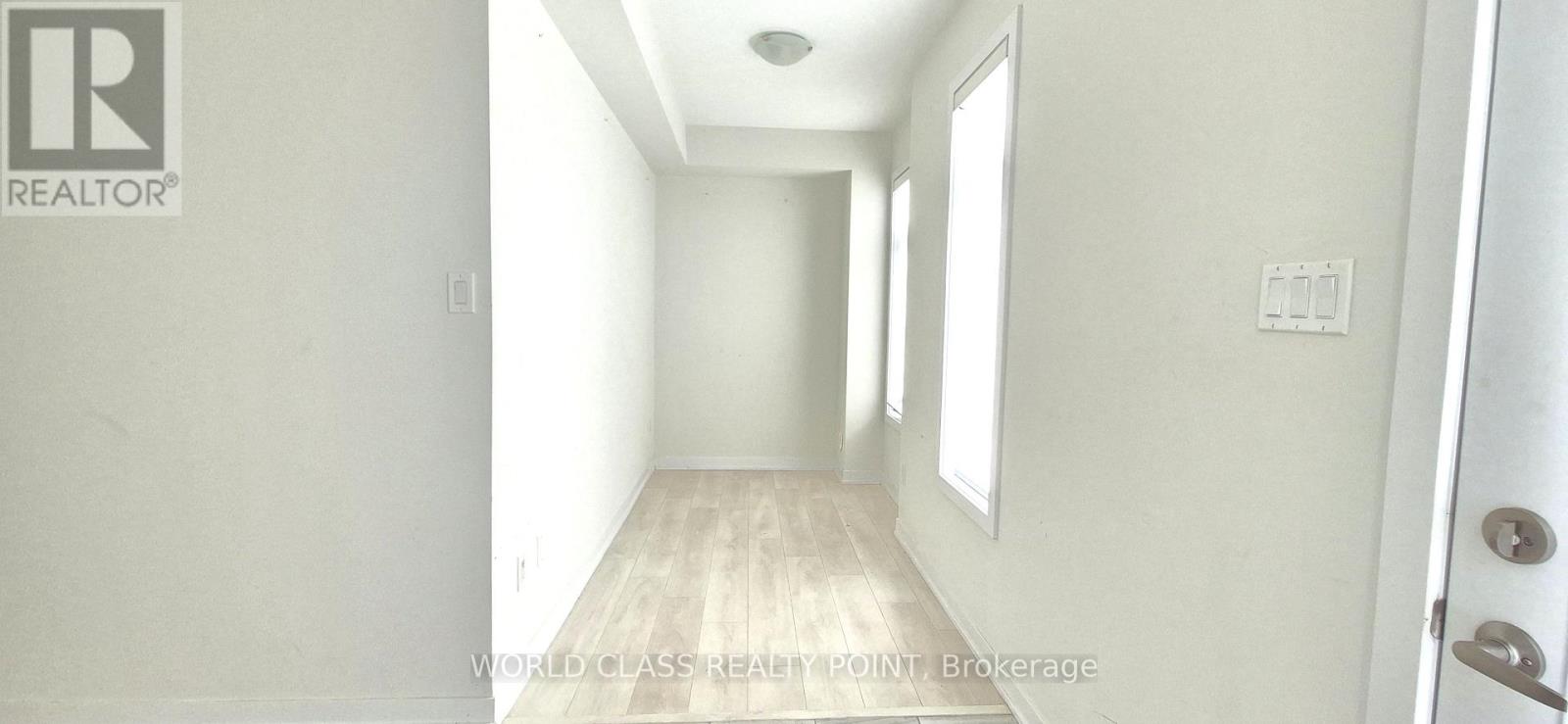 1865 Pickering Parkway — photo 13