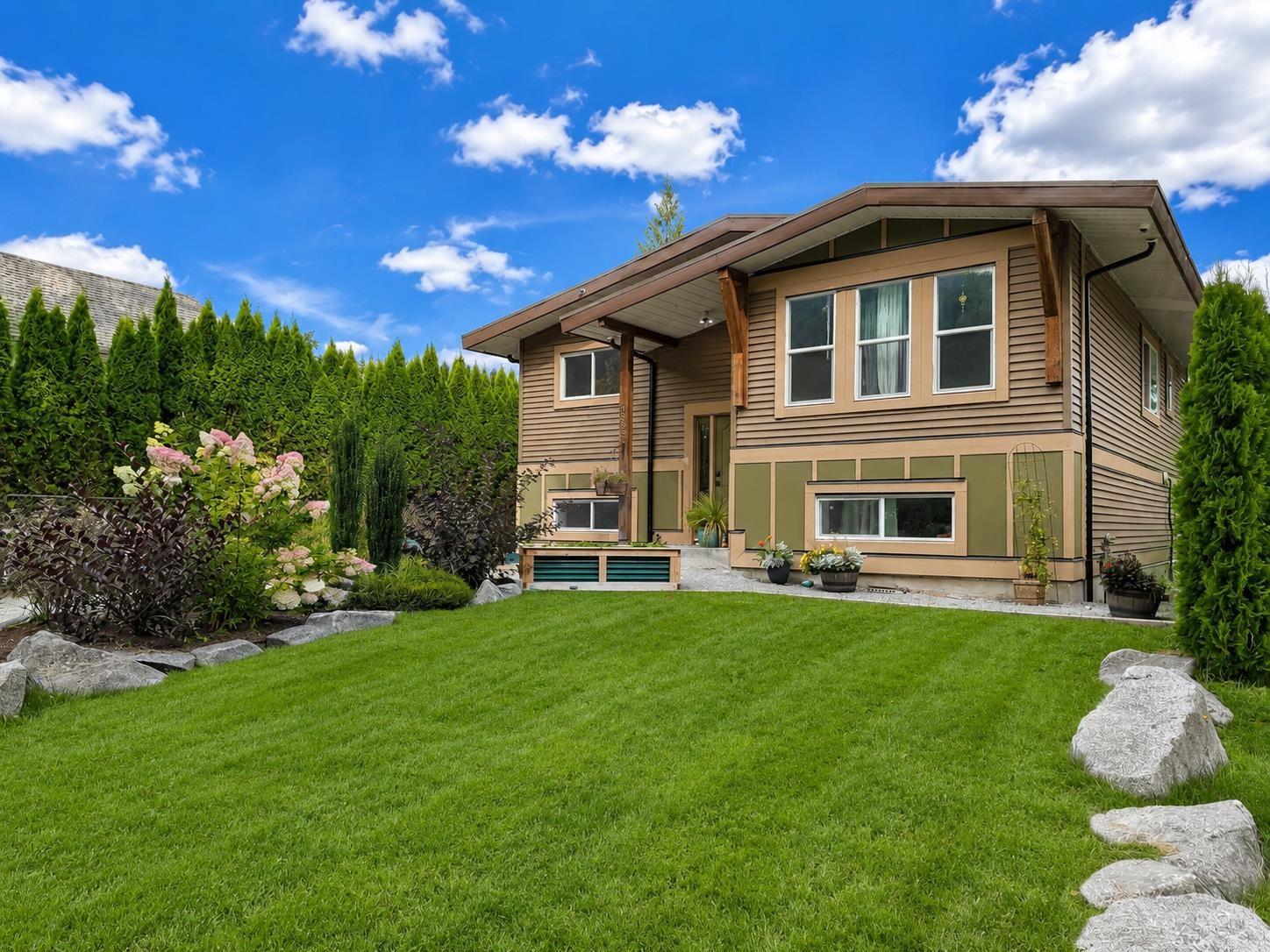 63895 OLD YALE Road, Hope, British Columbia, V0X1L2, Hope, British Columbia — photo 2 of 5