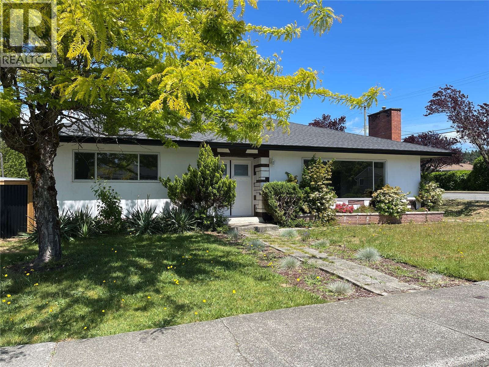 3811 Morton St - 2