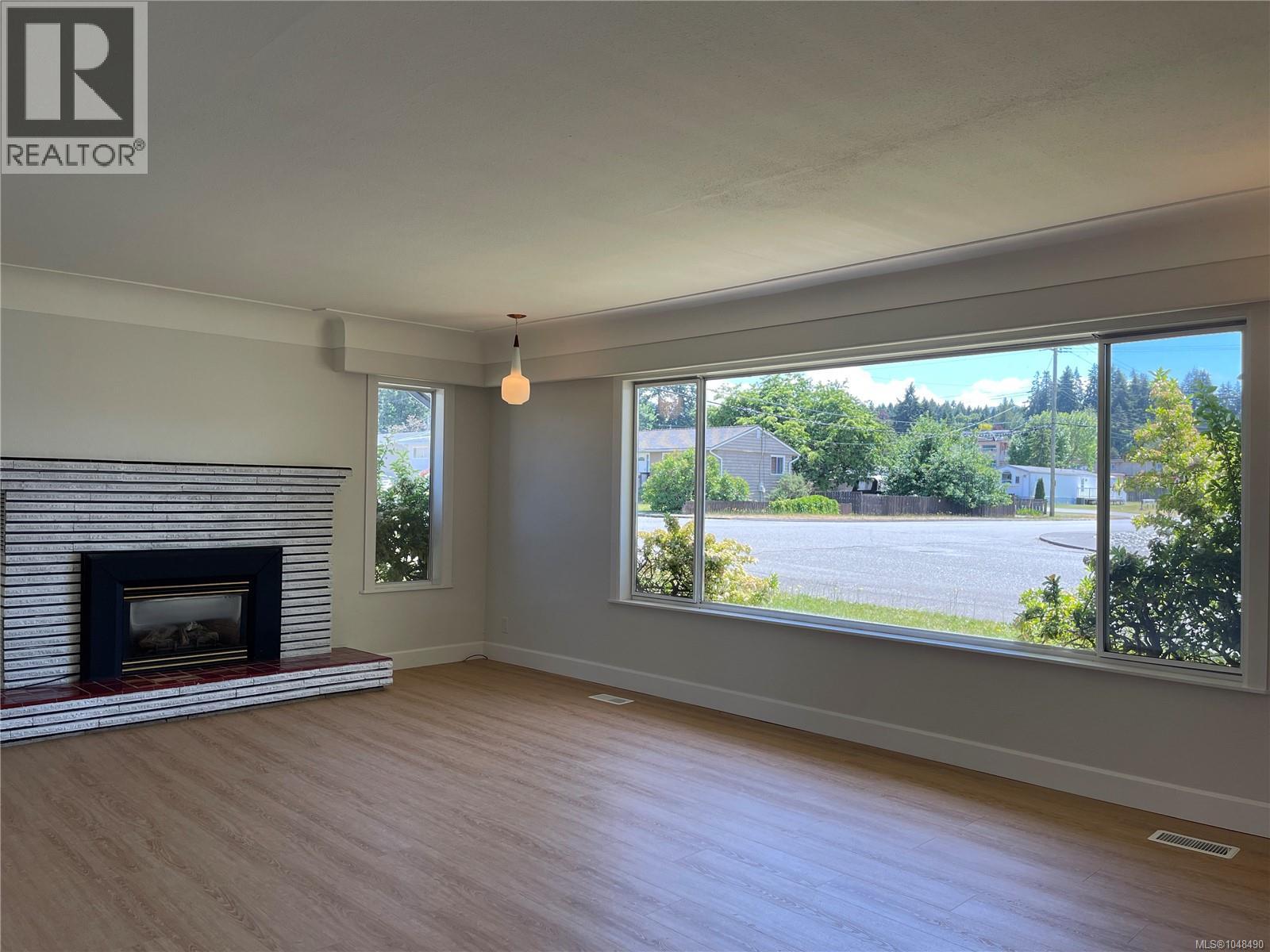 3811 Morton St - Image 3