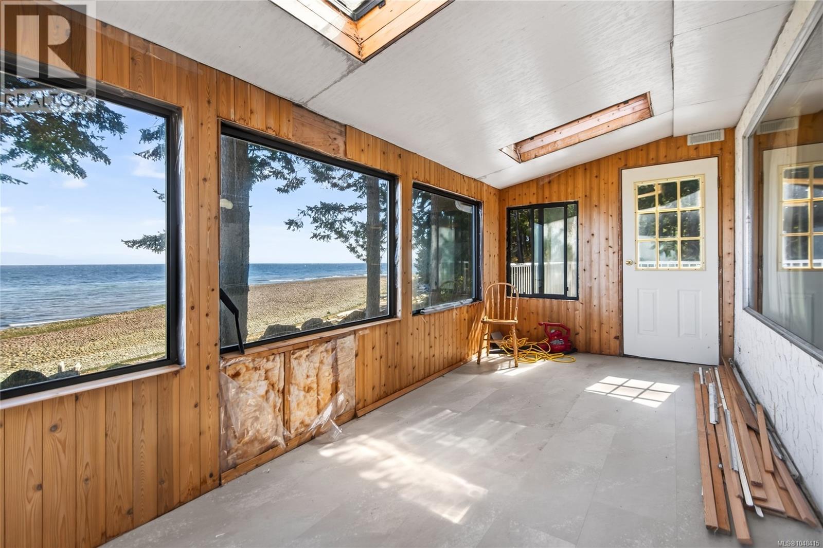 1394 Seaview Rd, Black Creek