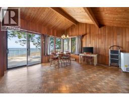 Bedroom - 1394 Seaview Rd, Black Creek, BC V0R1C0 Photo 15