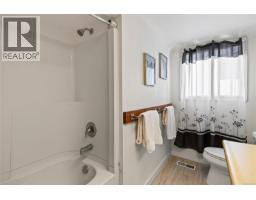 1394 Seaview Rd, Black Creek, BC V0R1C0 Photo 24