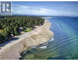 1394 Seaview Rd, Black Creek, BC V0R1C0 Photo 75
