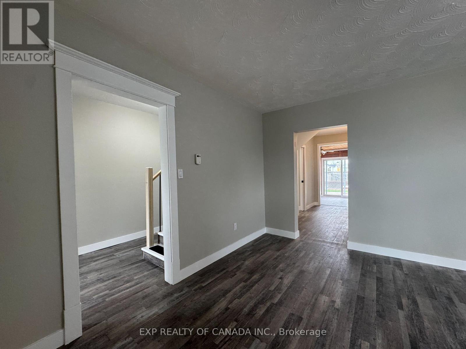 222 MAPLE STREET S - 11