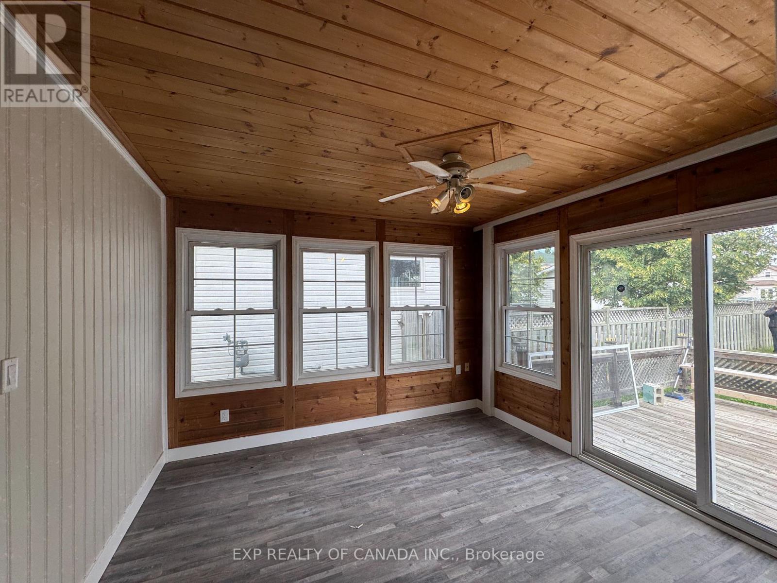 222 MAPLE STREET S - Image 15