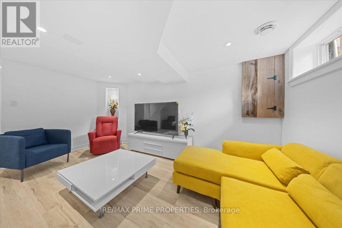 #29 6252 CASTILLE COURT - Image 31