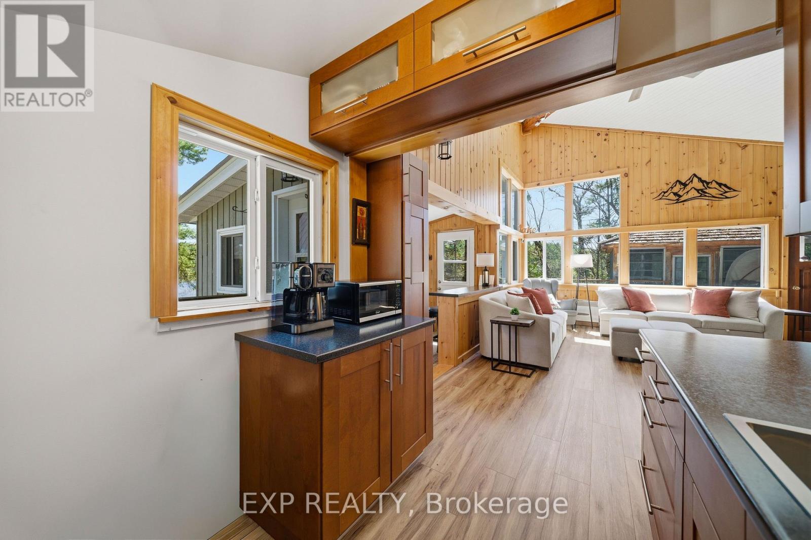 4 STACKWALL LANE - Image 8