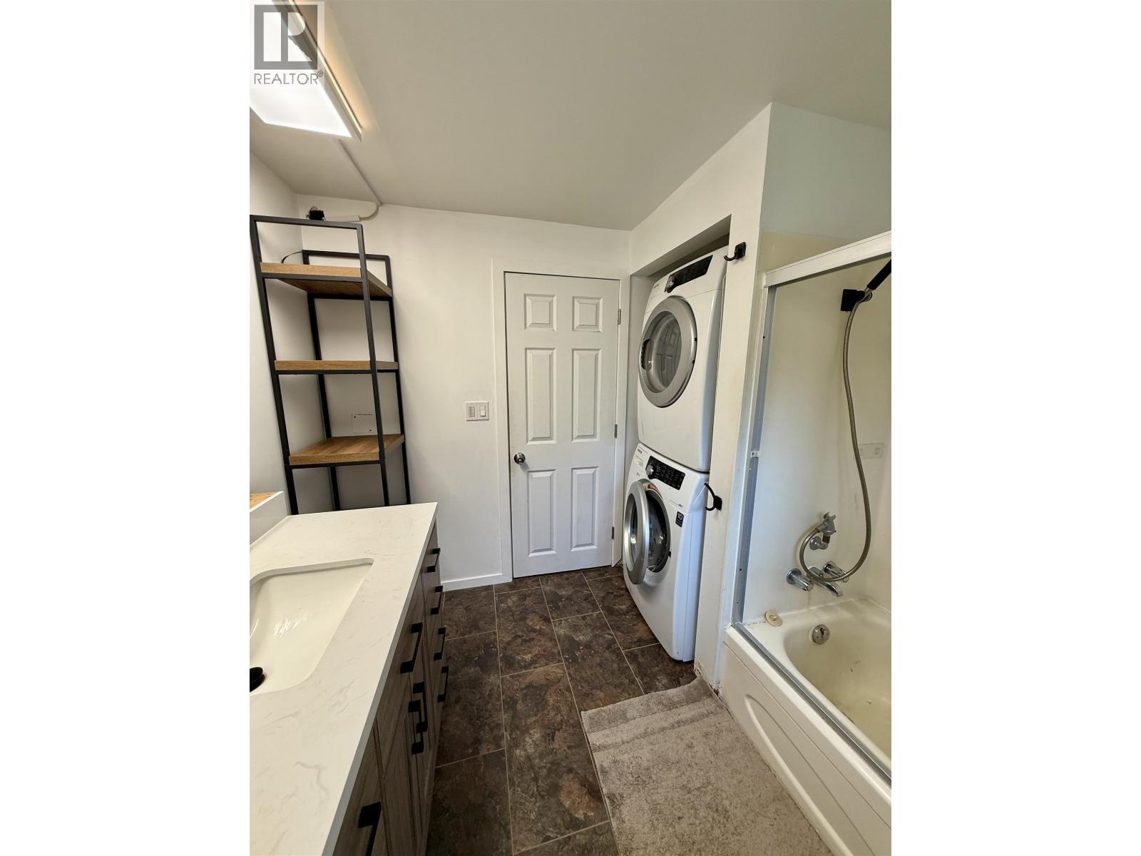 7761 THOMPSON DRIVE - 17