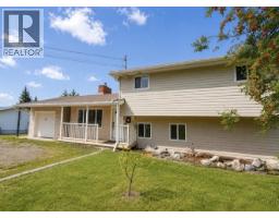 Living room of 7761 THOMPSON DRIVE · Prince George, BC