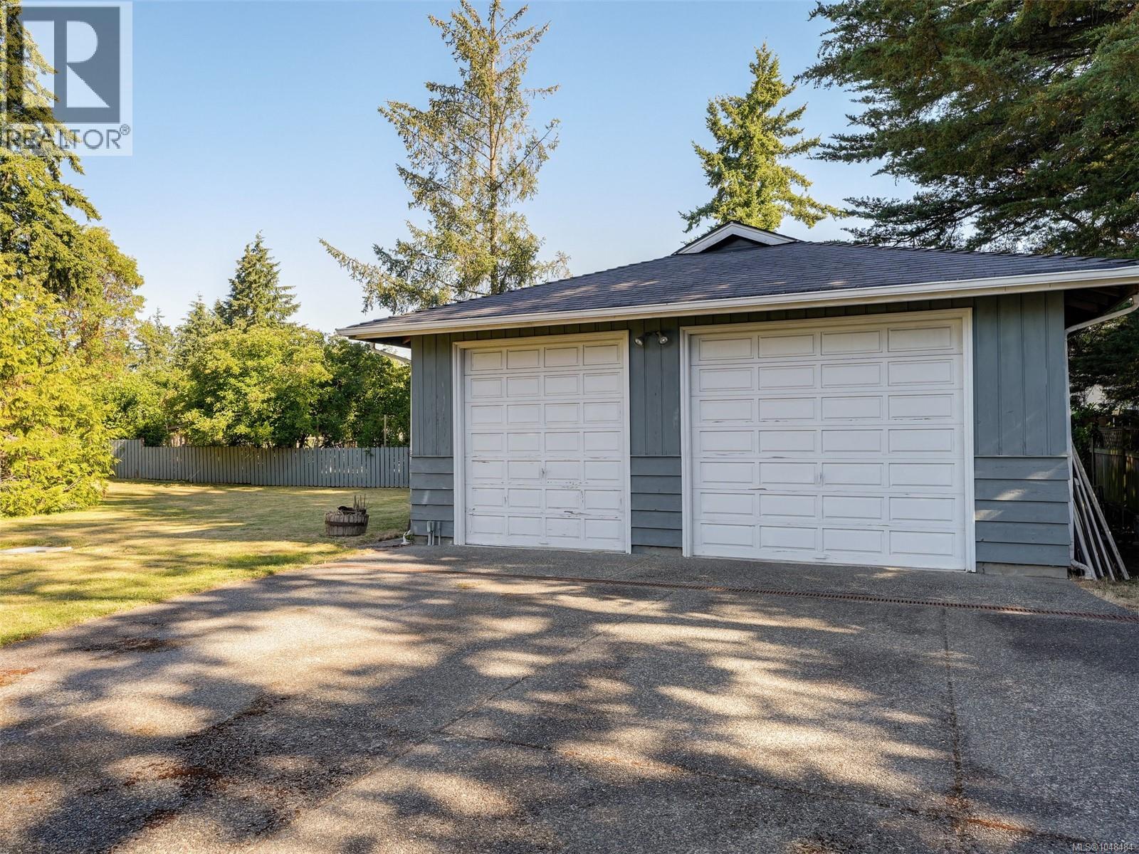  1716 Feltham Road, Saanich