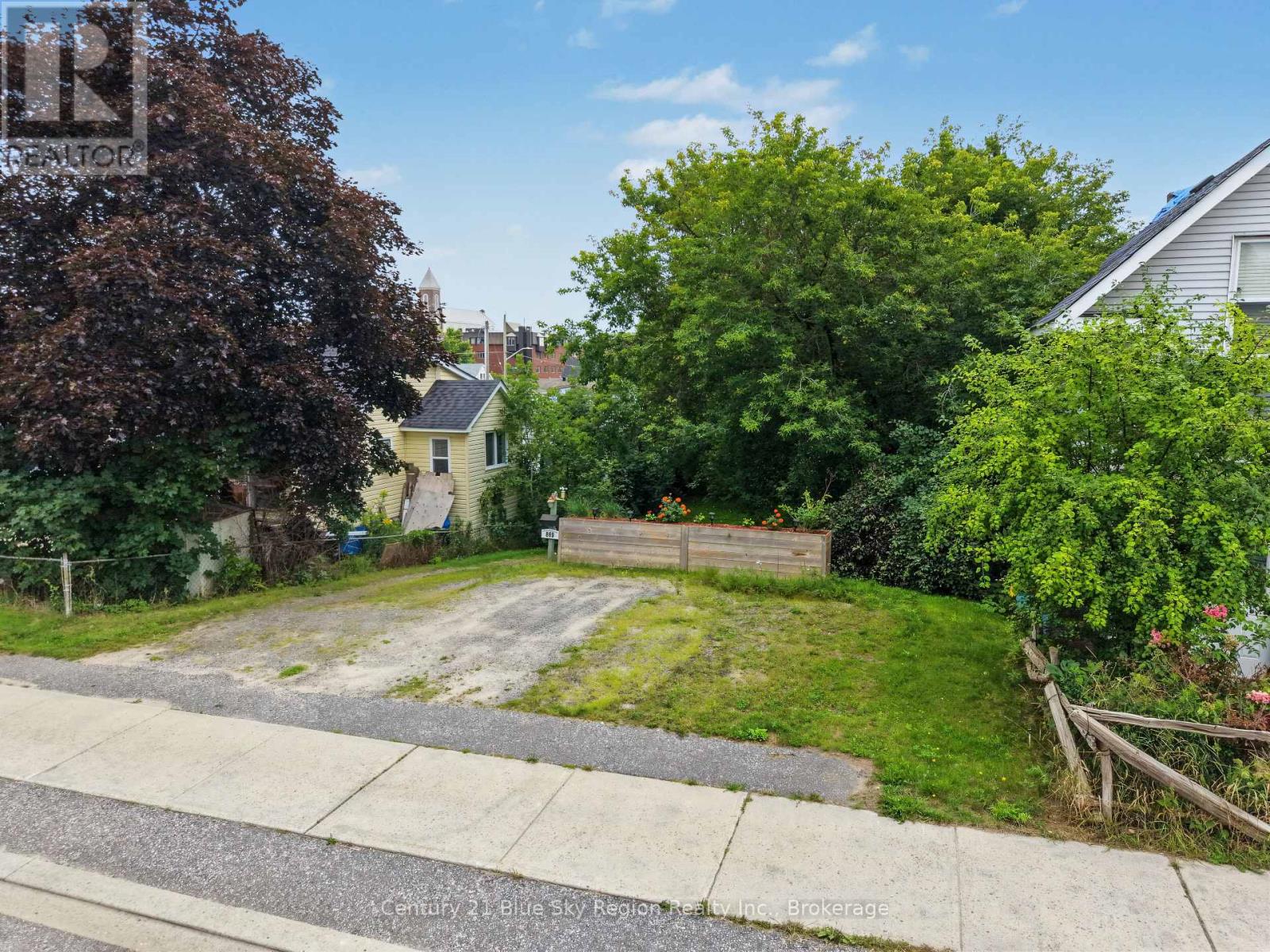 869 FERGUSON STREET - 21