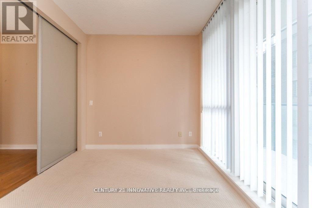 #1610 770 BAY STREET - 11