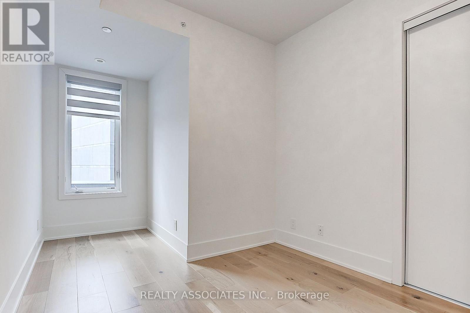 #TH3 270 DAVENPORT ROAD - Image 33
