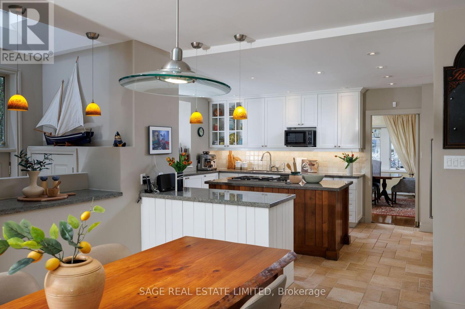 124 BLYTHWOOD ROAD - 17