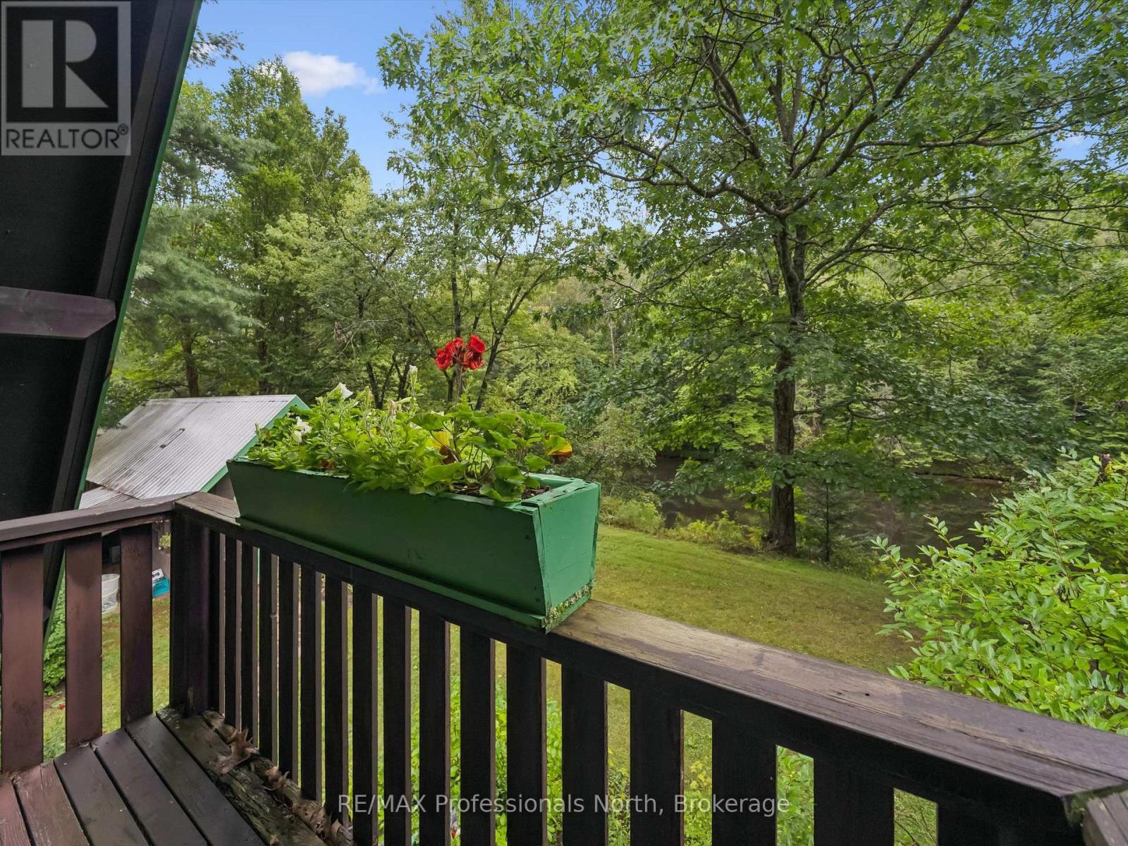 19 GLEN ACRES ROAD - 25
