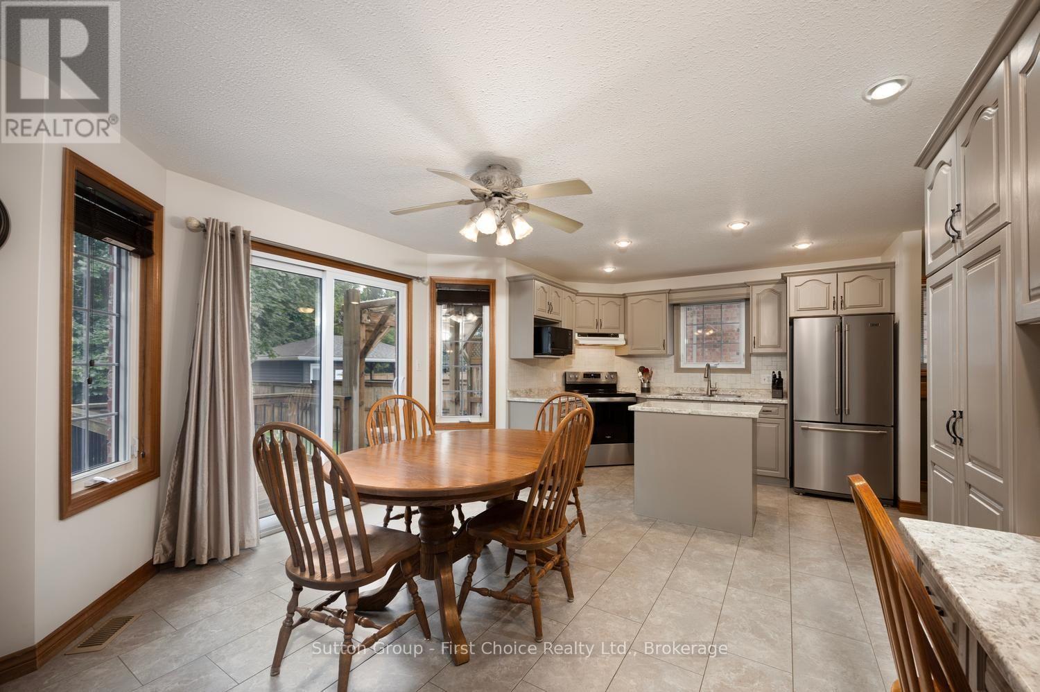 56 COBOURG STREET - 8