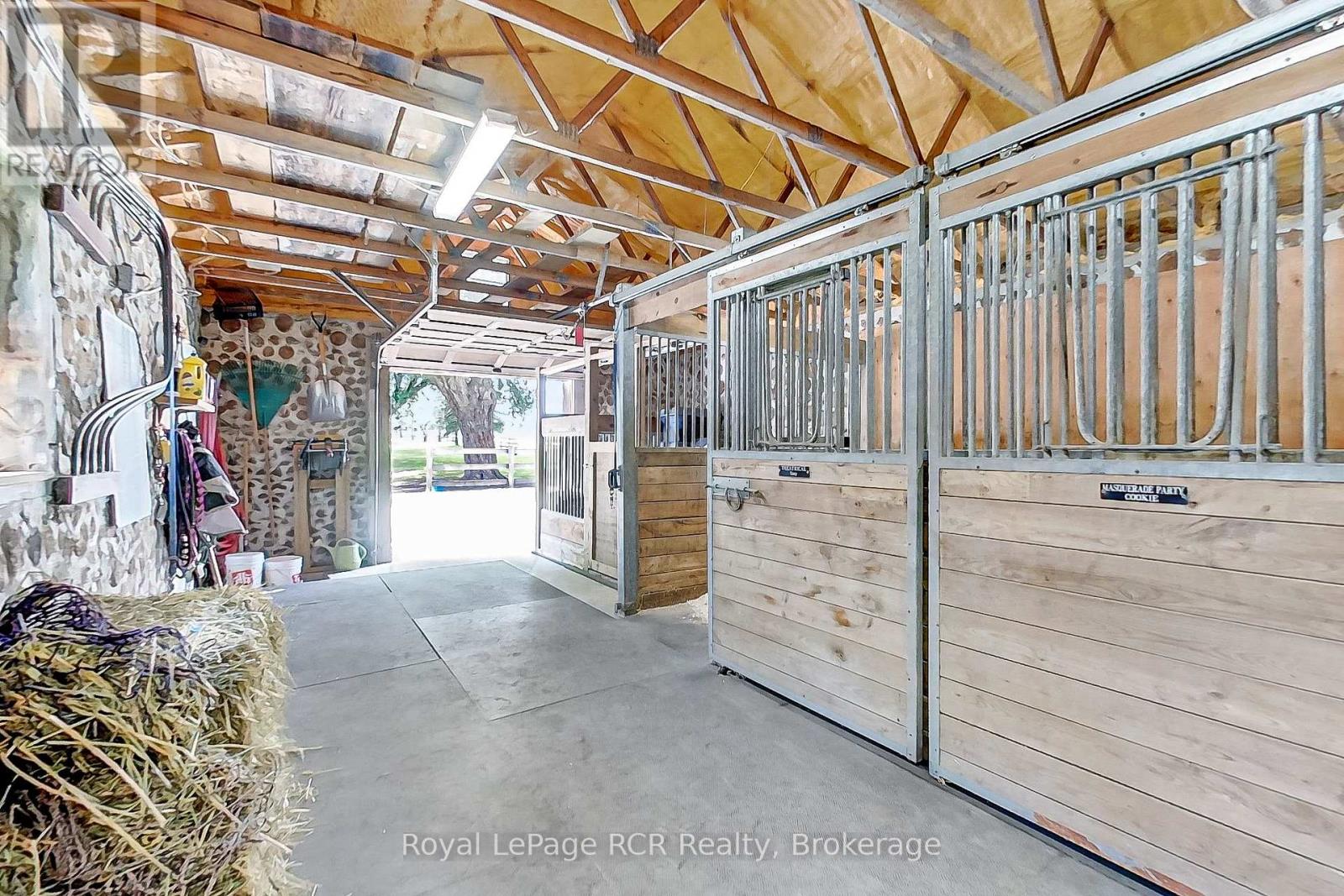 440 LONDON ROAD S - 32